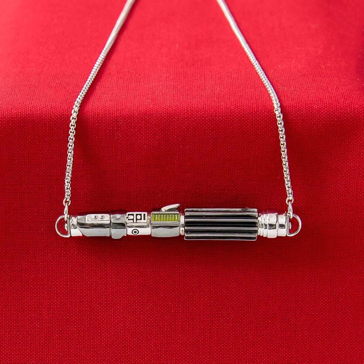 Star Wars X RockLove LIGHTSABER WORKSHOP Darth Vader Lightsaber Necklace - 