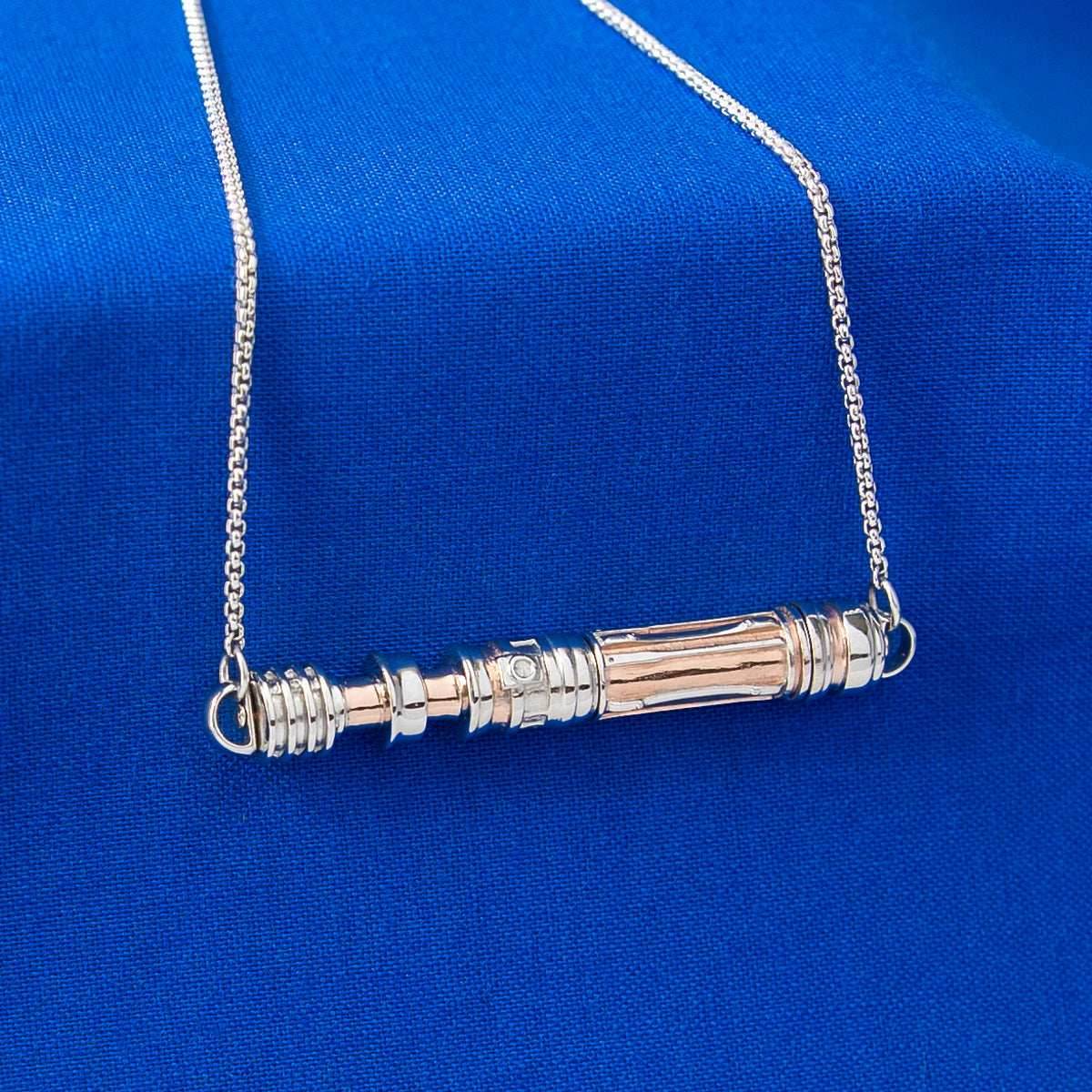 Star Wars X RockLove LIGHTSABER WORKSHOP Leia Organa Lightsaber Necklace - 