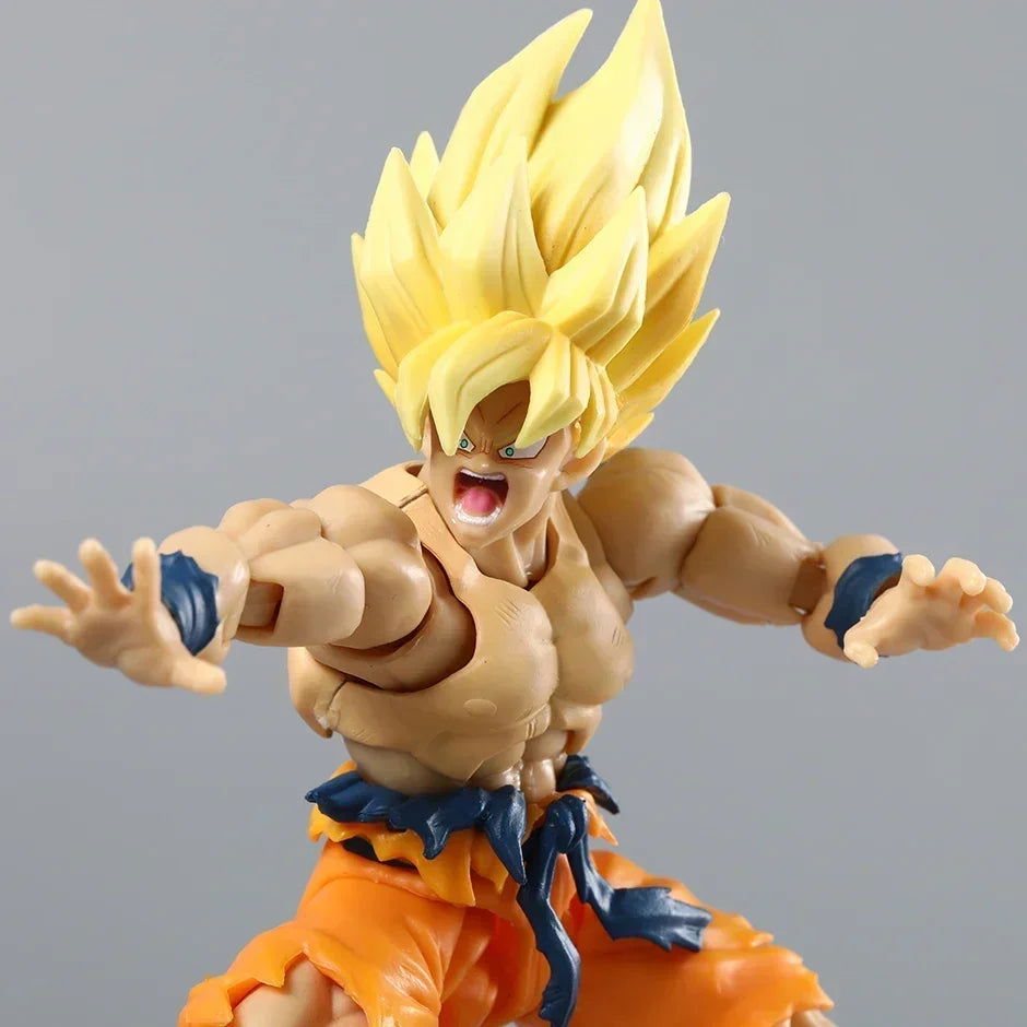 Super Saiyan Goku Posable Action Figure, Anime Dragon Ball Z Figurines PVC Articulated Collectible 16.5 cm