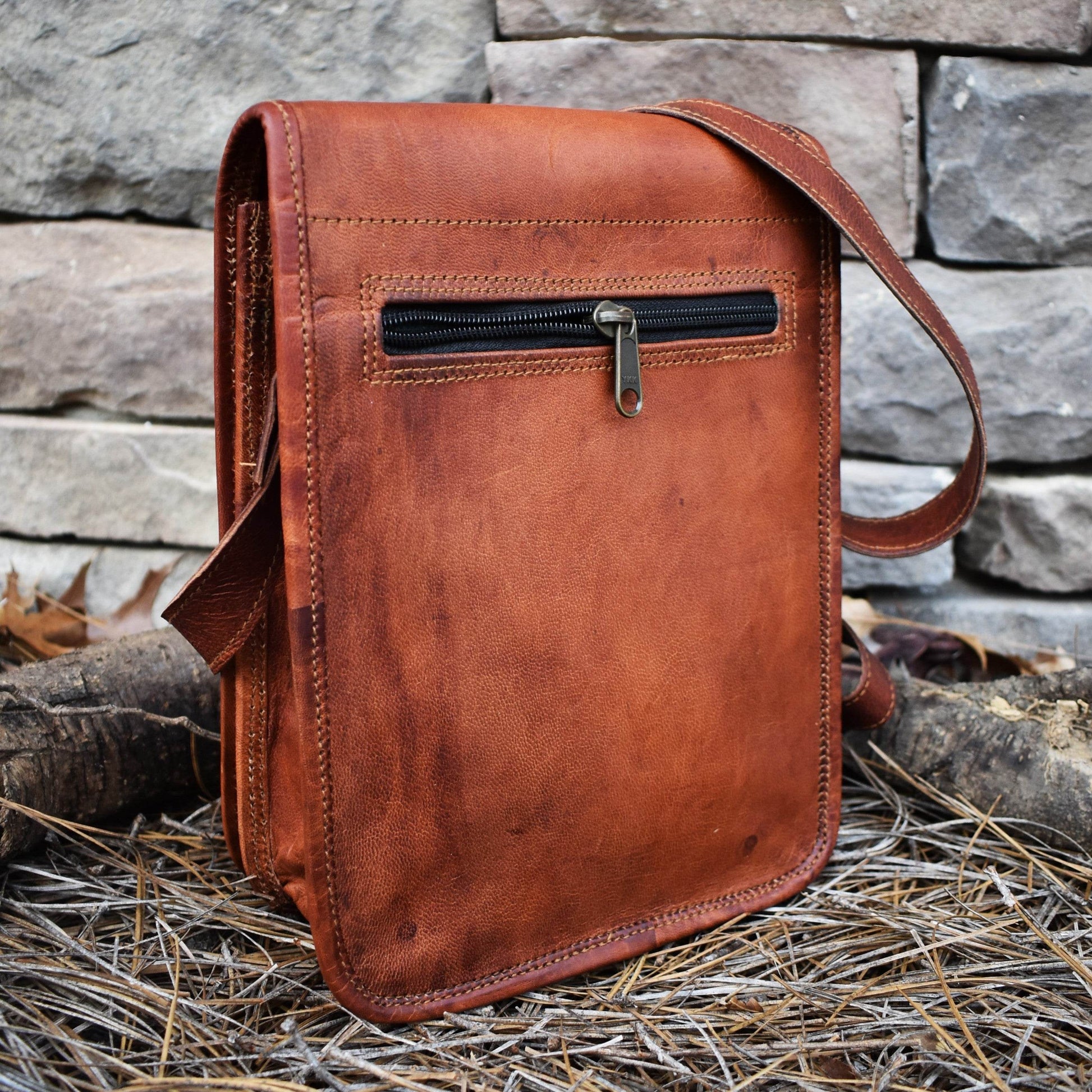 The Pathfinder Leather Flap Satchel - Medium - 