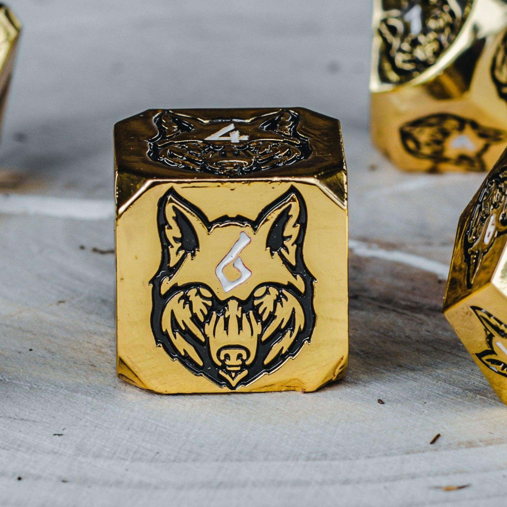 Wolves' Den White, Black, and Gold Metal Dice Set