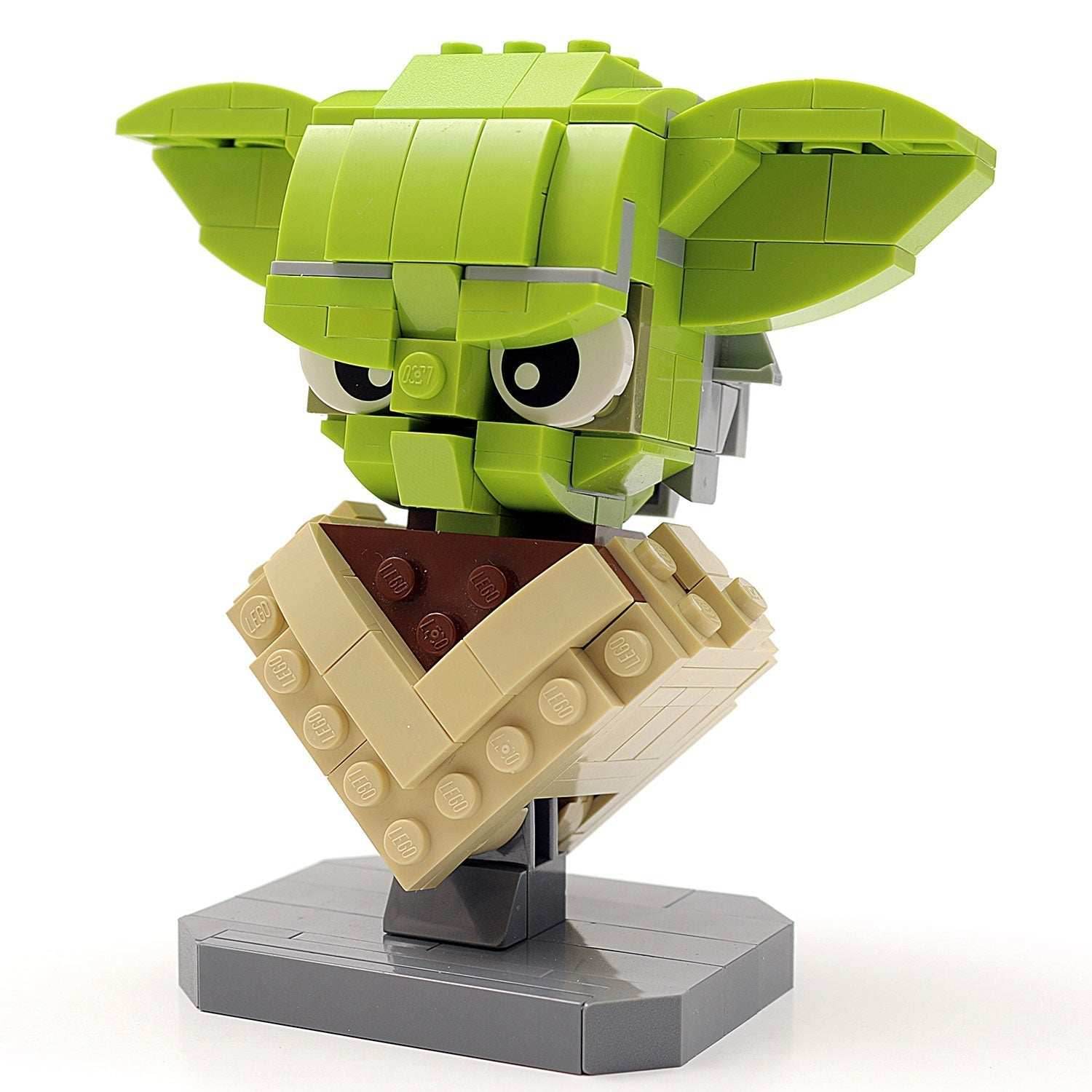 Custom Star Wars Yoda Bust made with LEGO® parts - 