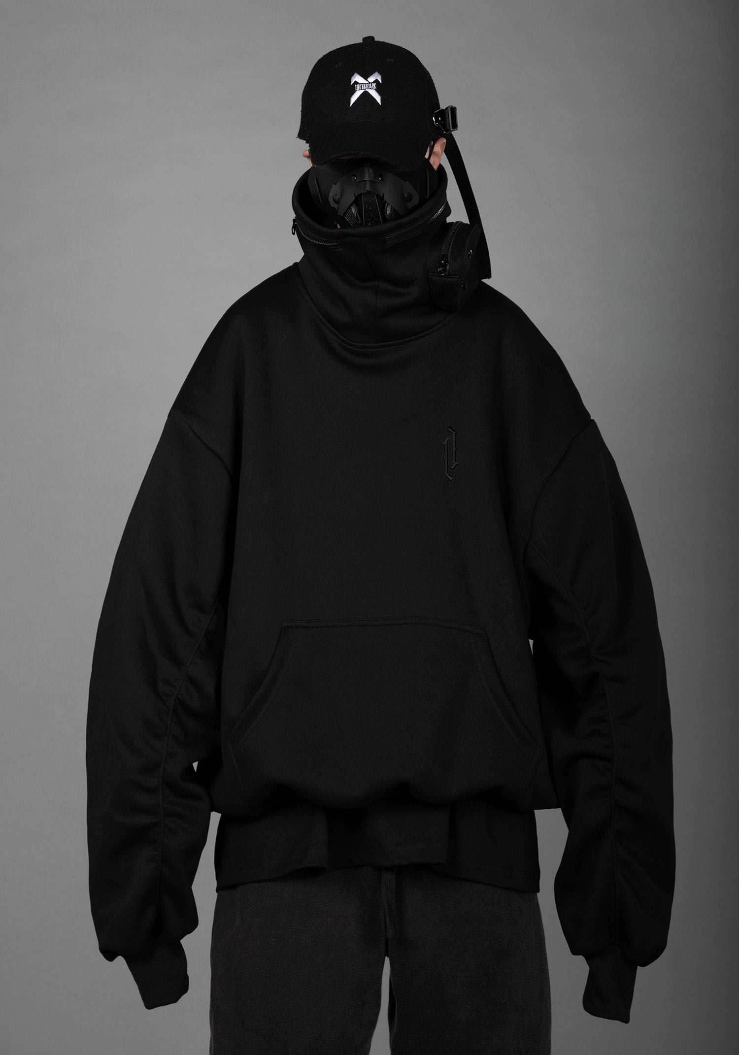 H32 Tech Transformation Hoodie/Sweatshirt - Grey / M