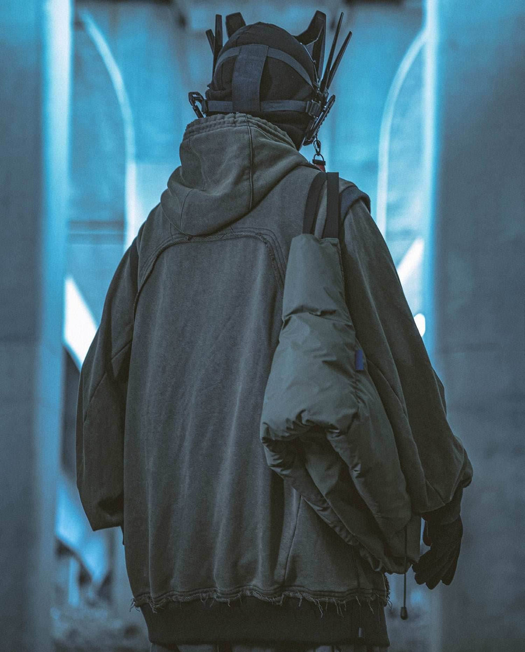 HiH28 Winter Wilderness Hoodie - Dark Khaki / M