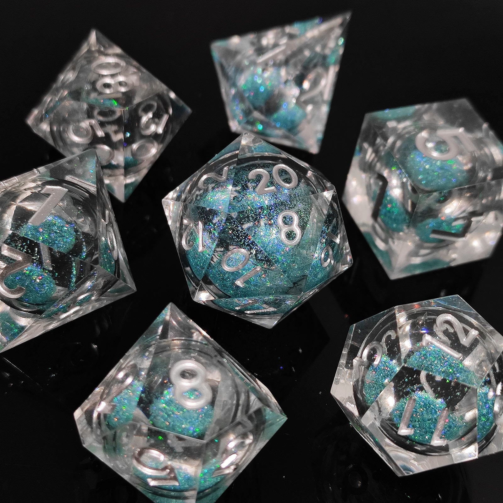 Simple Liquid Quicksand Resin Polyhedron Dice-DungeonDice1