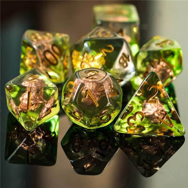 Druid (Wolf Head) Green/gold Dice w/ Golden Wolf Head 7-Dice Set Rpg - 