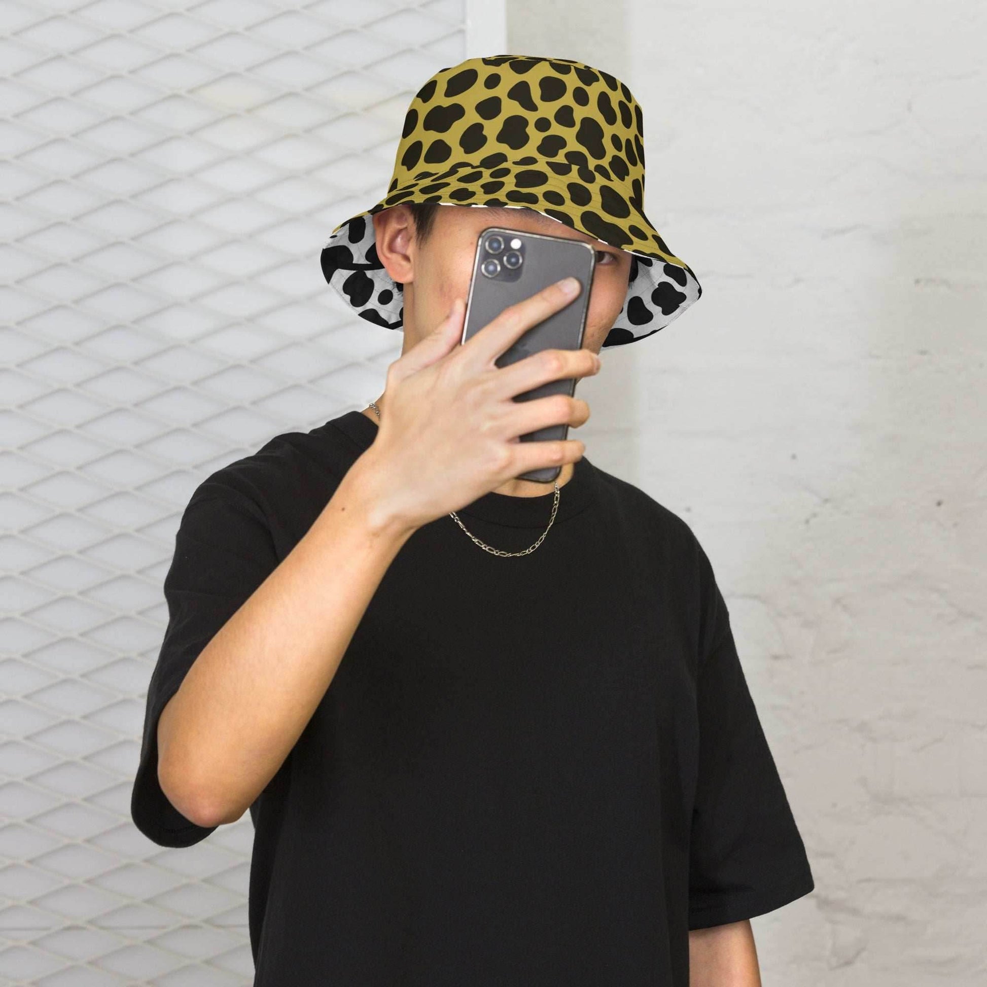 Nanami 2 in 1 Reversible Bucket Hat - S/M