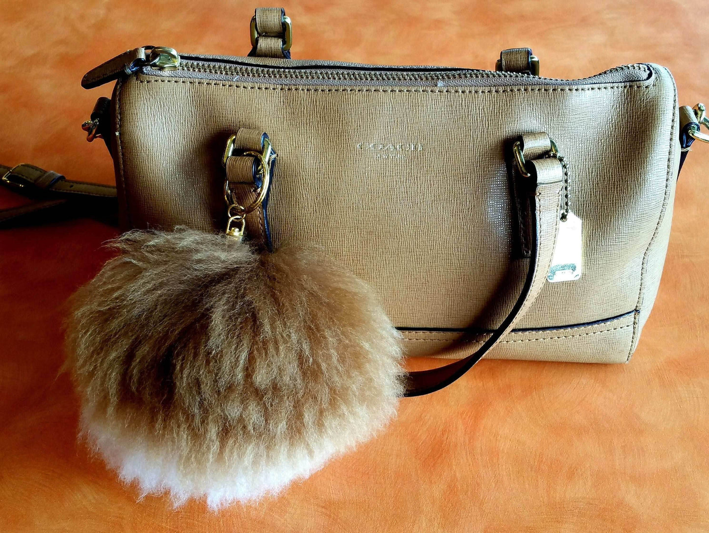 Alpaca Fuzzball Keychain - White