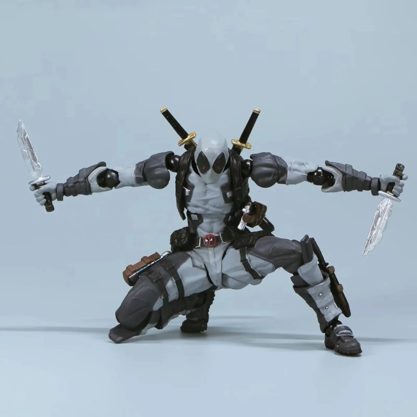 AMAZING YAMAGUCHI Deadpool 2.0 Grey Action Figure Mutants Joint Movable KAIYODO Wade SHF Model Movie Toys for Kids Gift