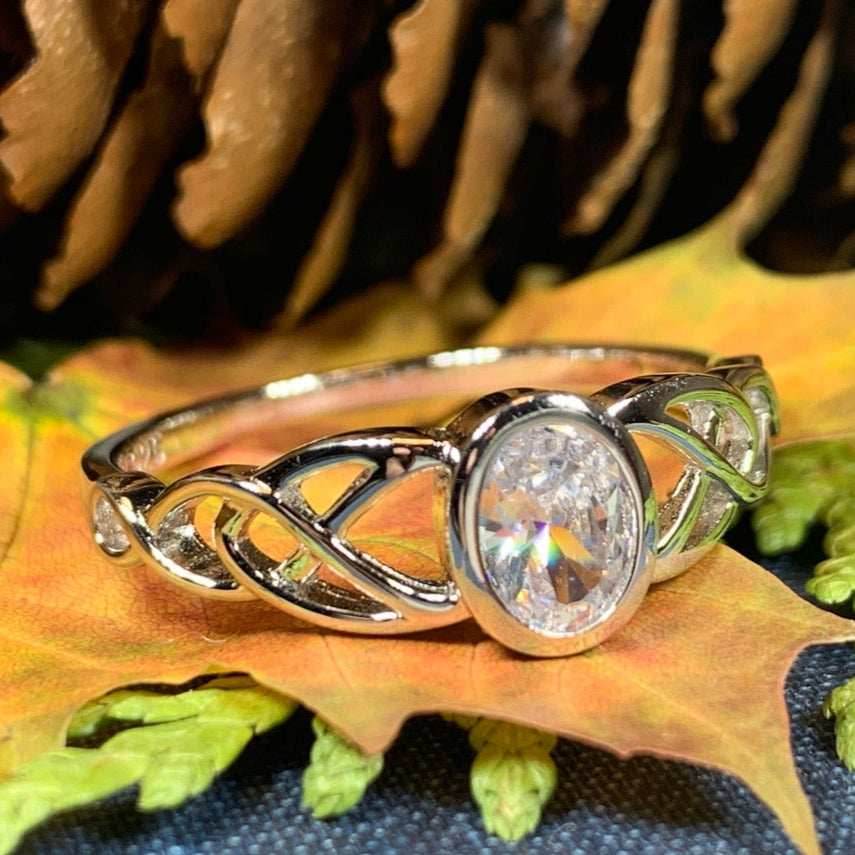 Andie Trinity Knot Ring - 4 / Diamond