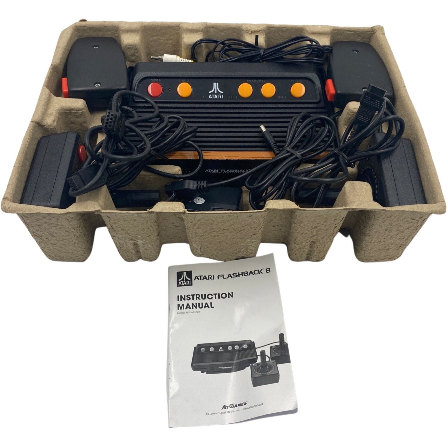 Atari Flashback 8  - (131 Built in Games)