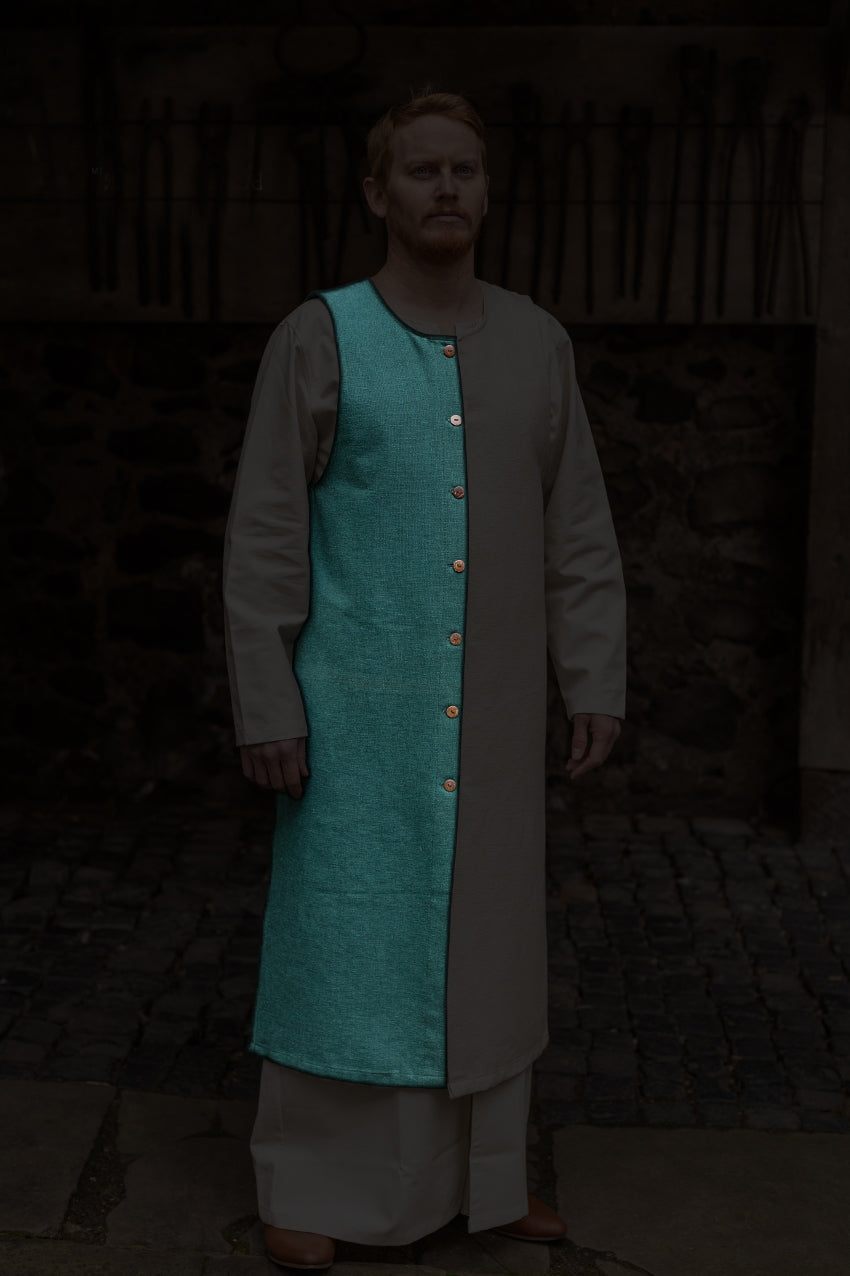Right Side Tabard Auderic Green