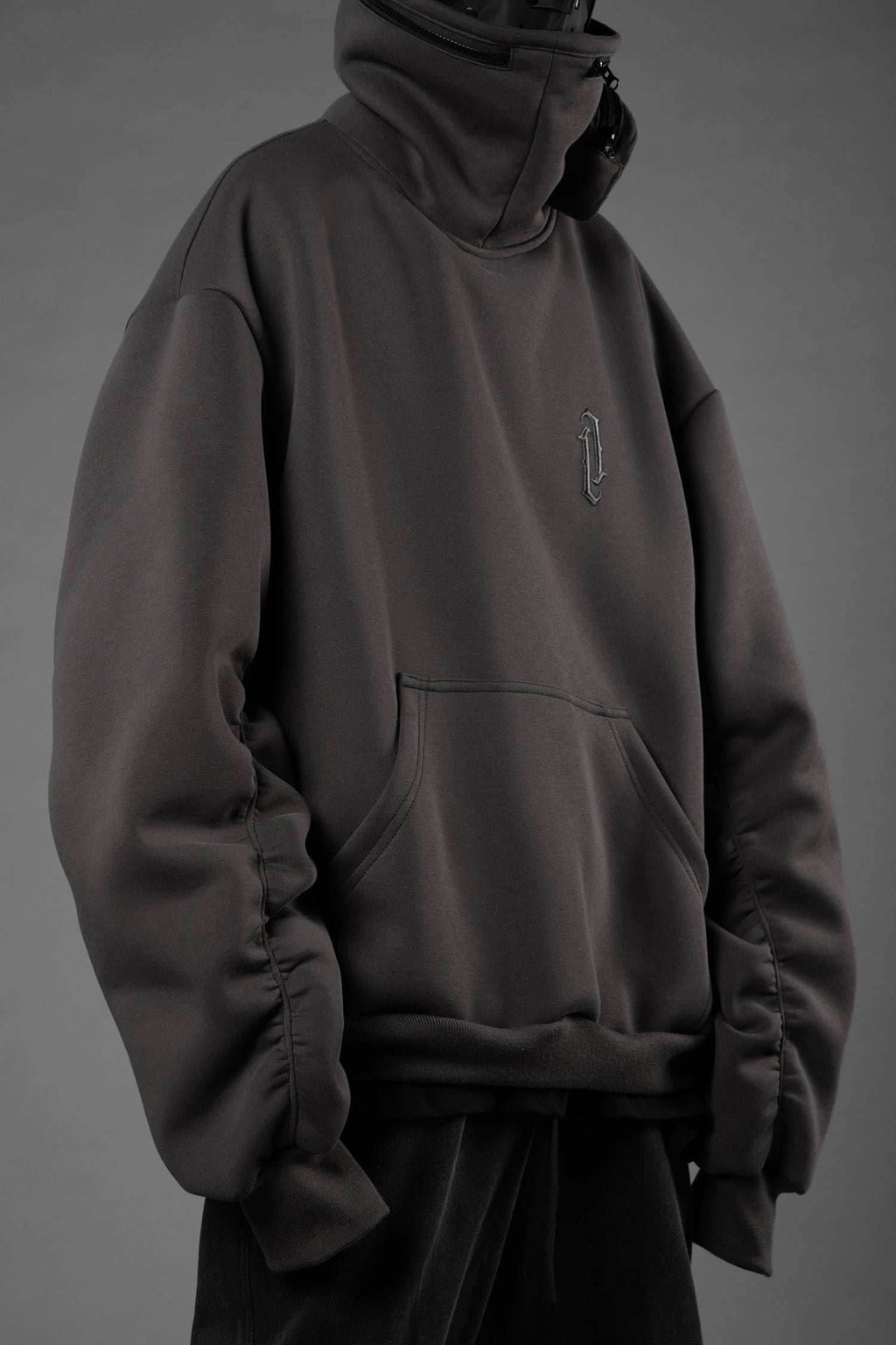H32 Tech Transformation Hoodie/Sweatshirt - Grey / M
