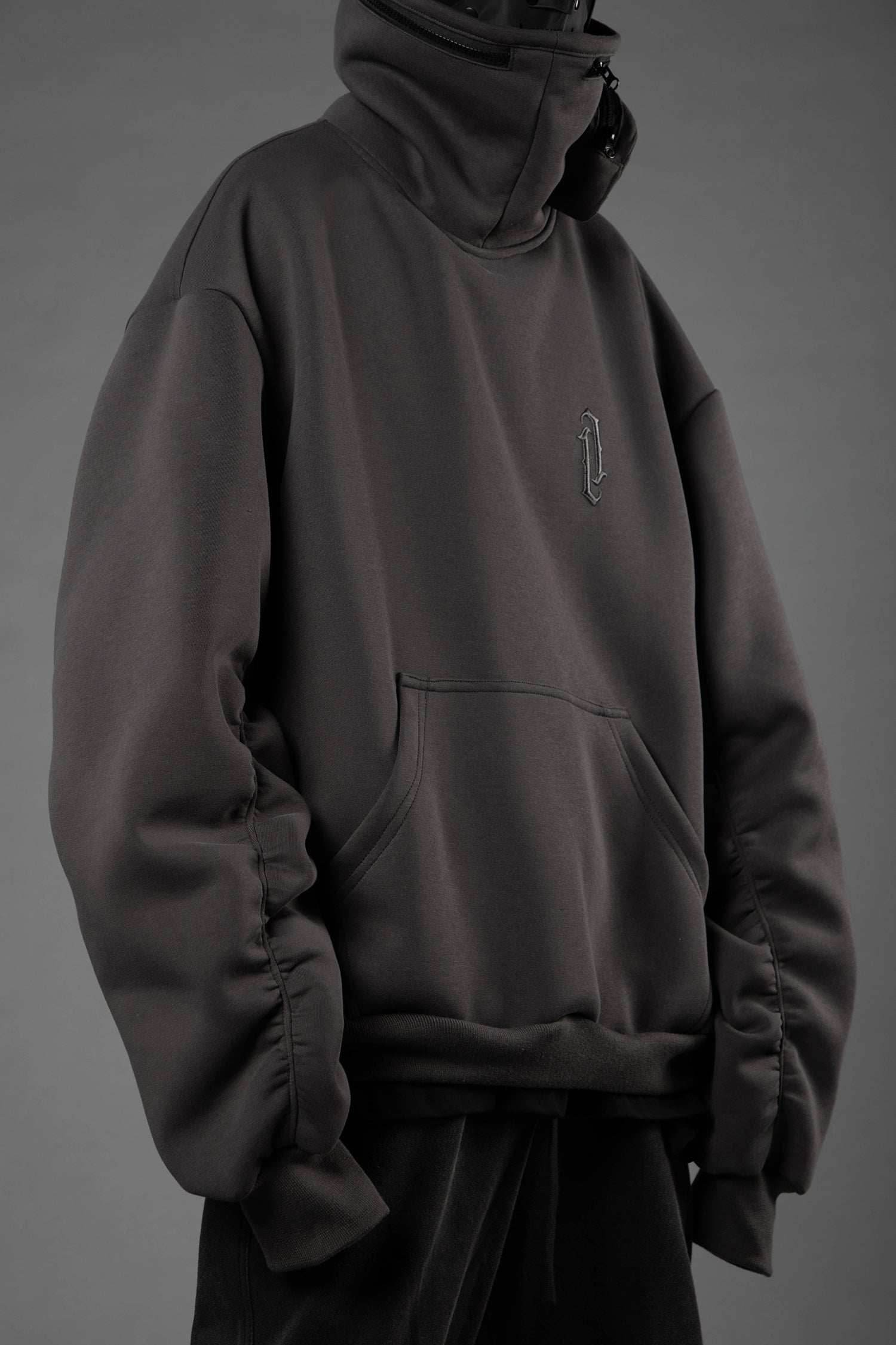 H32 Tech Transformation Hoodie/Sweatshirt - Grey / M