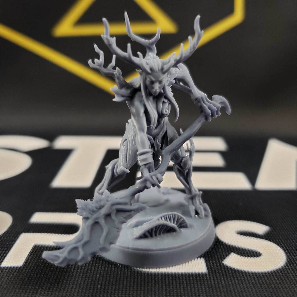 Barkwraith Spriggan: Sculpt C (Female Treefolk Ranger / Warrior) - Treefolk Appearance / Halberd