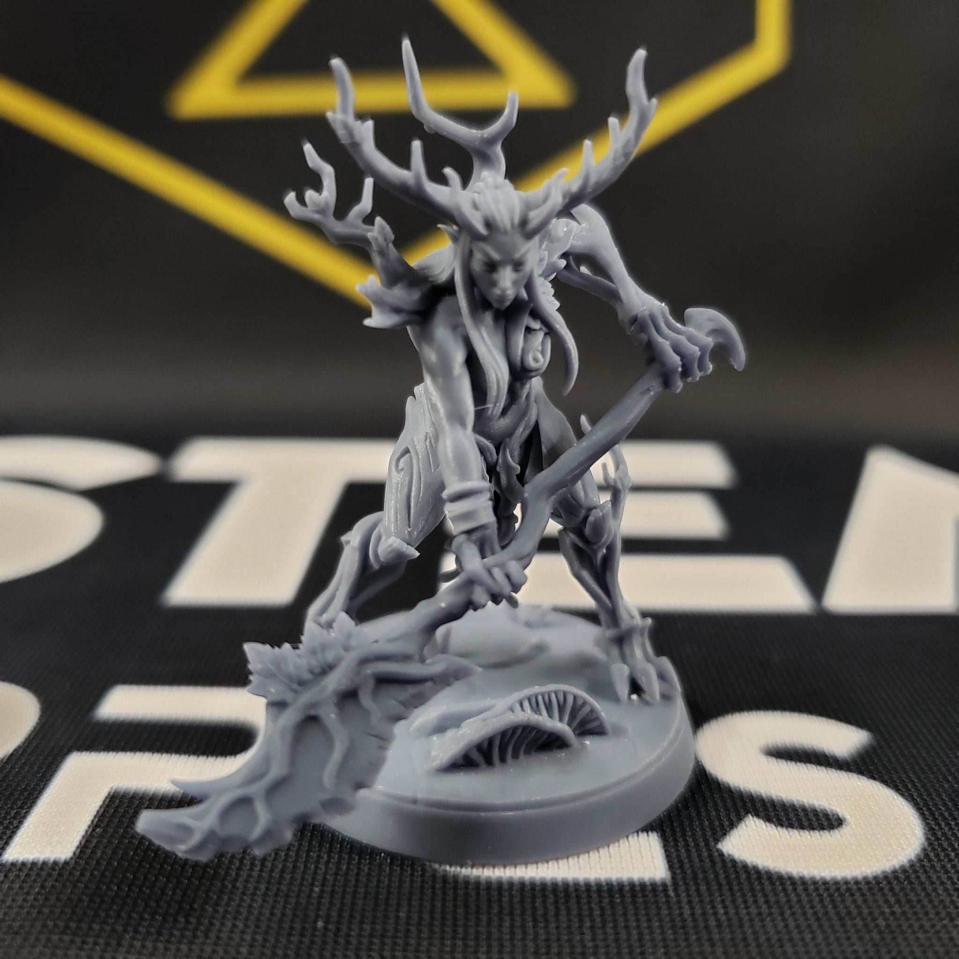 Barkwraith Spriggan: Sculpt C (Female Treefolk Ranger / Warrior) - Treefolk Appearance / Halberd
