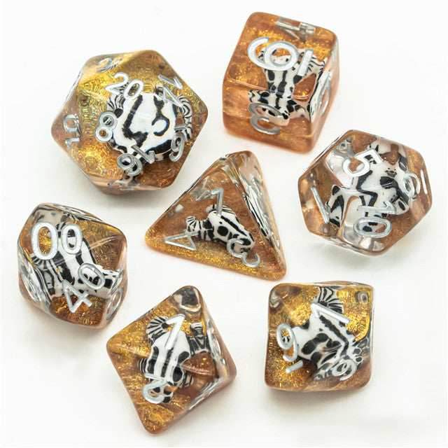 Desert Bull Head 7-Dice Set w/Silver Numbers White Skull on Gold Glitter - 