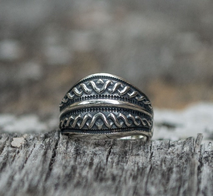 Womens Viking Ring in Sterling Silver