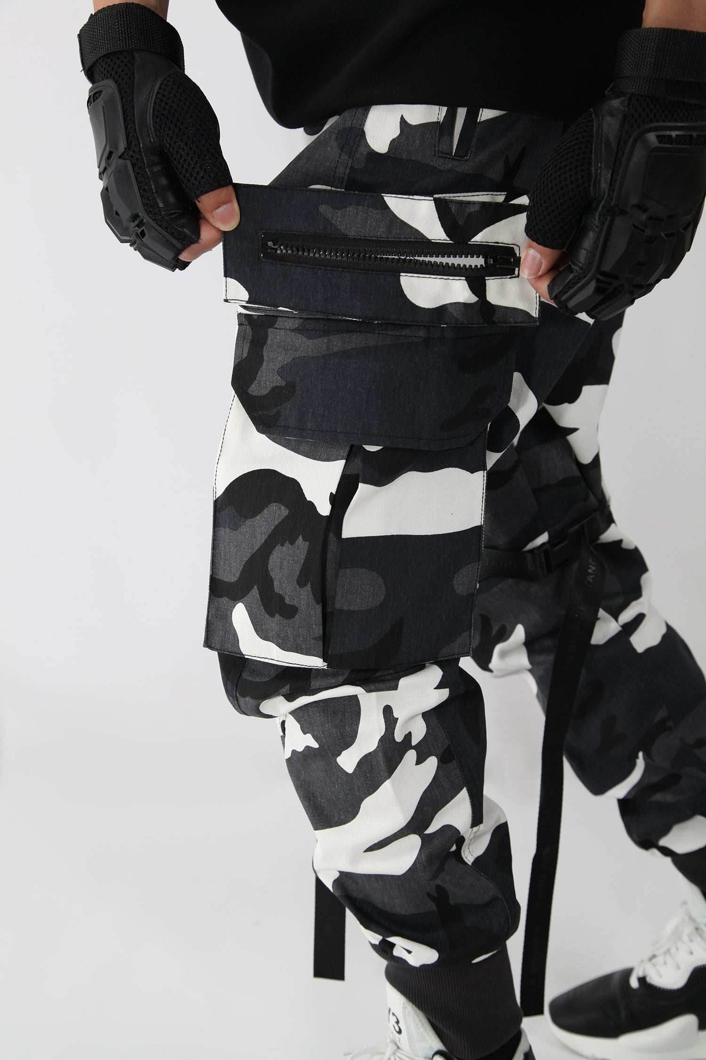 IBP1828 Noble Cargo Pants - Camo / S