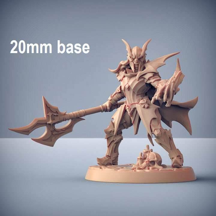 Bloodhunt Knight: Sculpt D (Female Vampire Soldier) - With Helmet / Sword