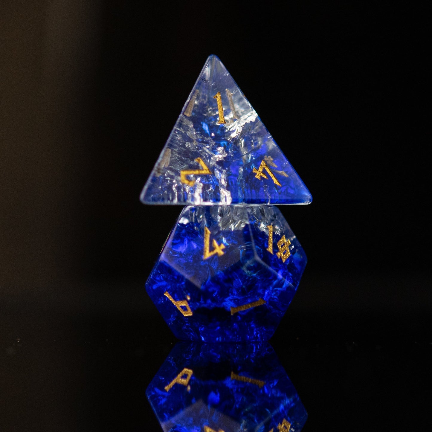 Blue Crystal Shattered Glass Dice Set