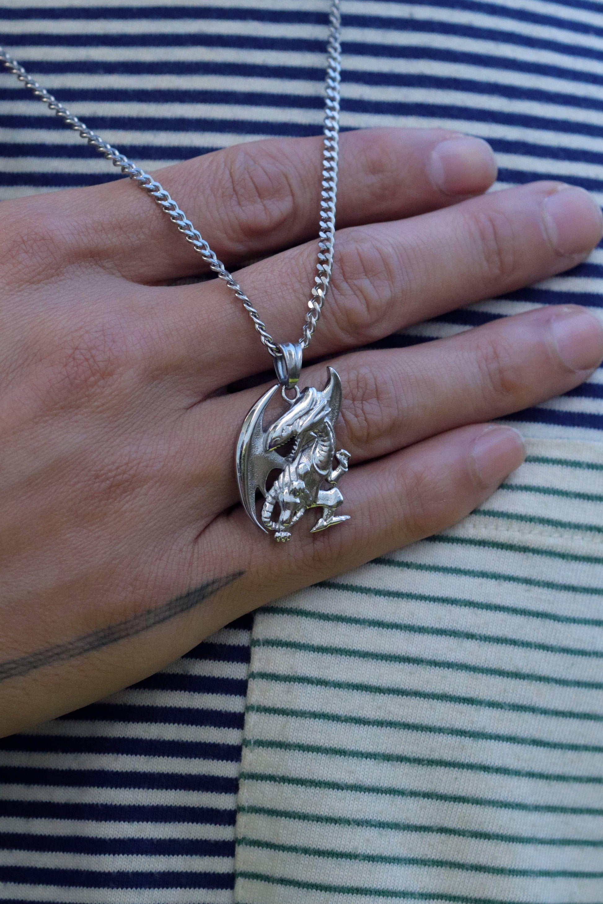 Yu-Gi-Oh!™ Blue Eyes White Dragon Necklace - Black