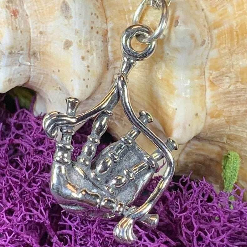 Tartan Bagpipes Necklace - 18