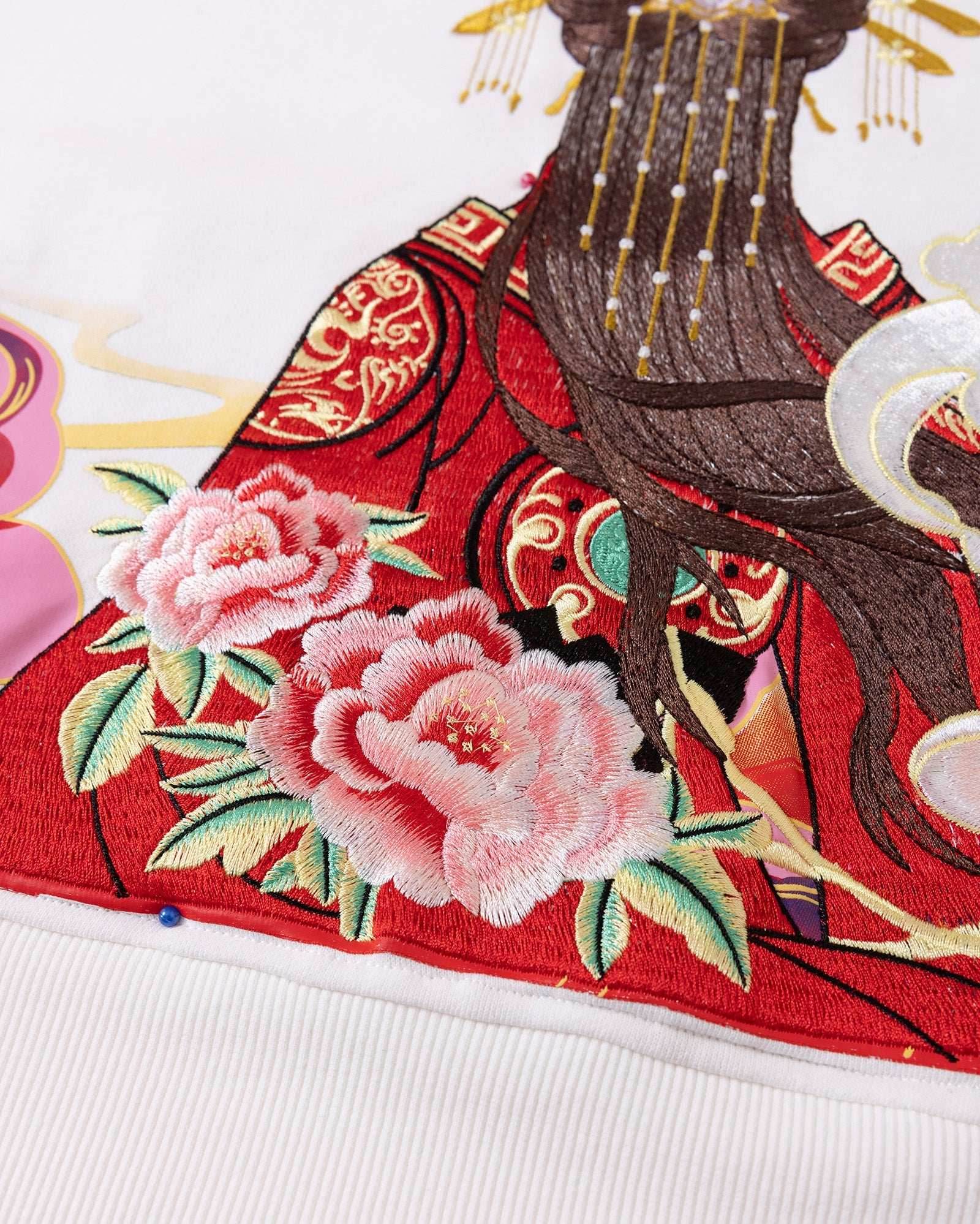 KH9241 Queen Himiko Embroidery Hoodie - Black / S