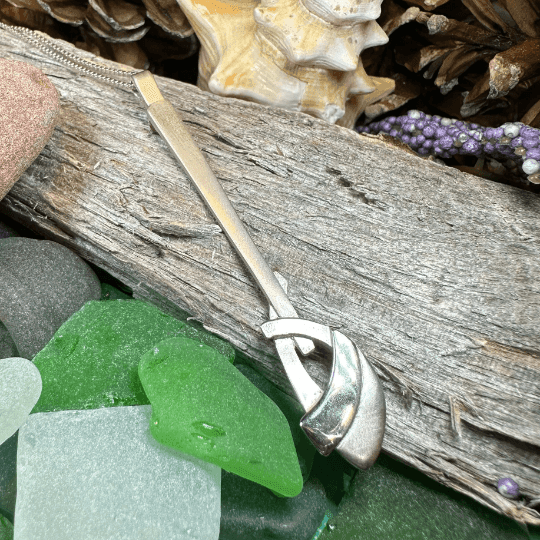 Modern Celtic Knot Necklace - 18