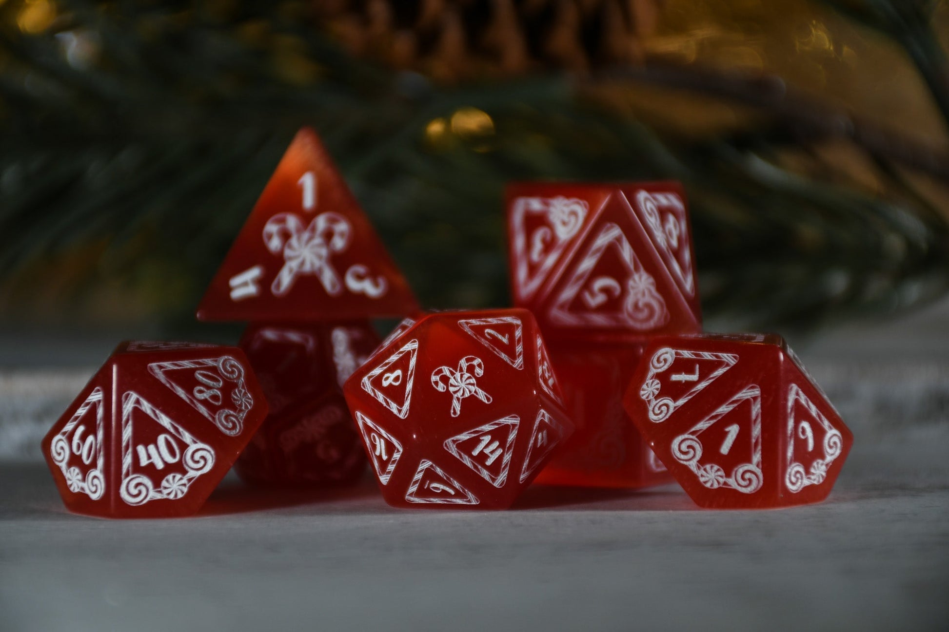 Candy Cane Wonderland - Red Cat's Eye Dice Set