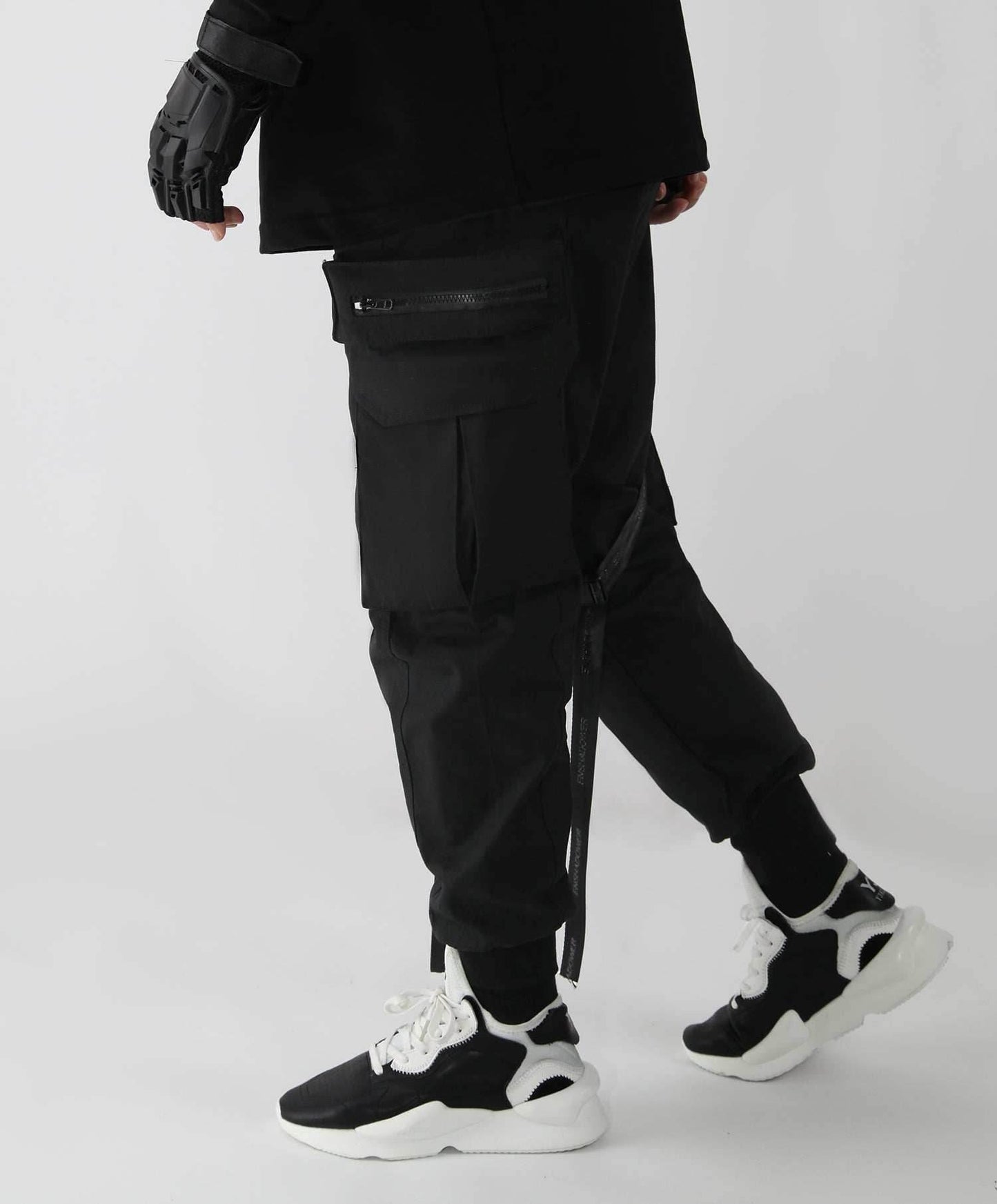 IBP1828 Noble Cargo Pants - Black / S