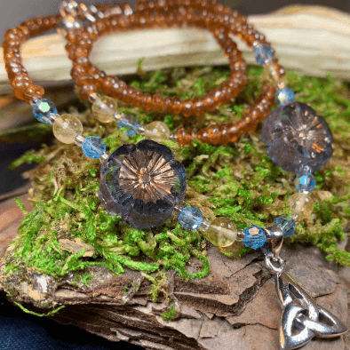 Wine & Roses Trinity Knot Necklace - 17 inch