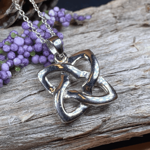 Elyssa Celtic Knot Necklace - 