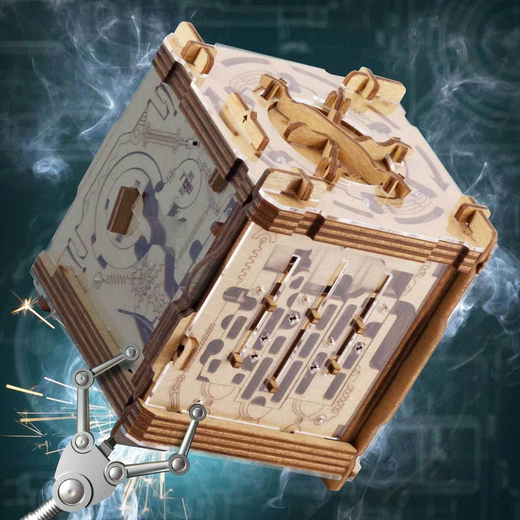 Cluebox: Escape Room In a Box - Cambridge Labyrinth - 