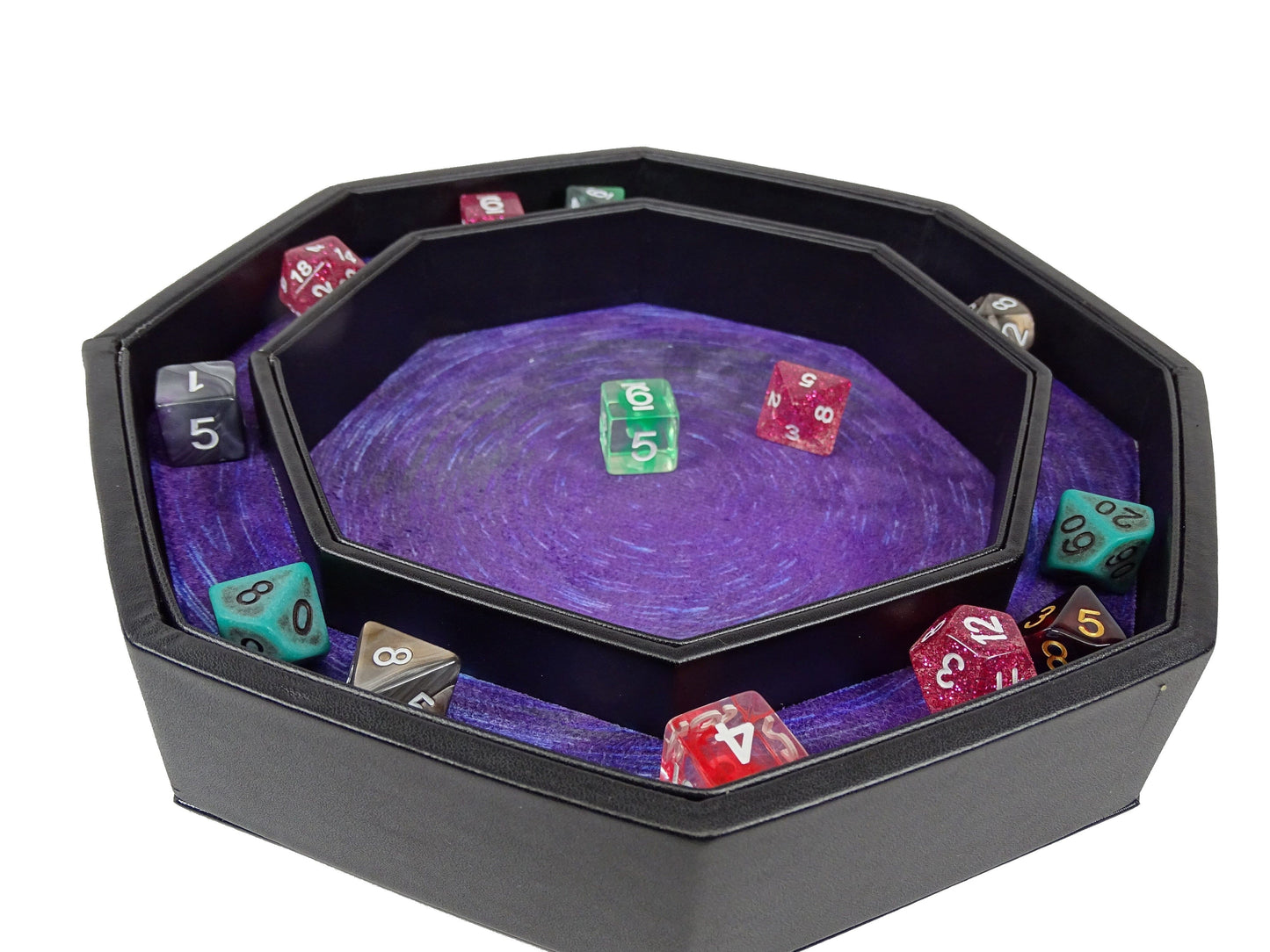 Color Shift Wolf Dice Tray With Starfield Base