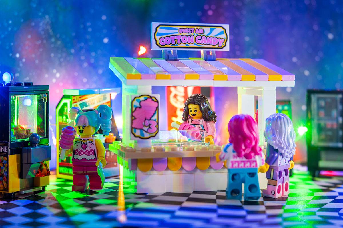 Sweet Air Cotton Candy Stand with Employee Minifig made using LEGO parts - 