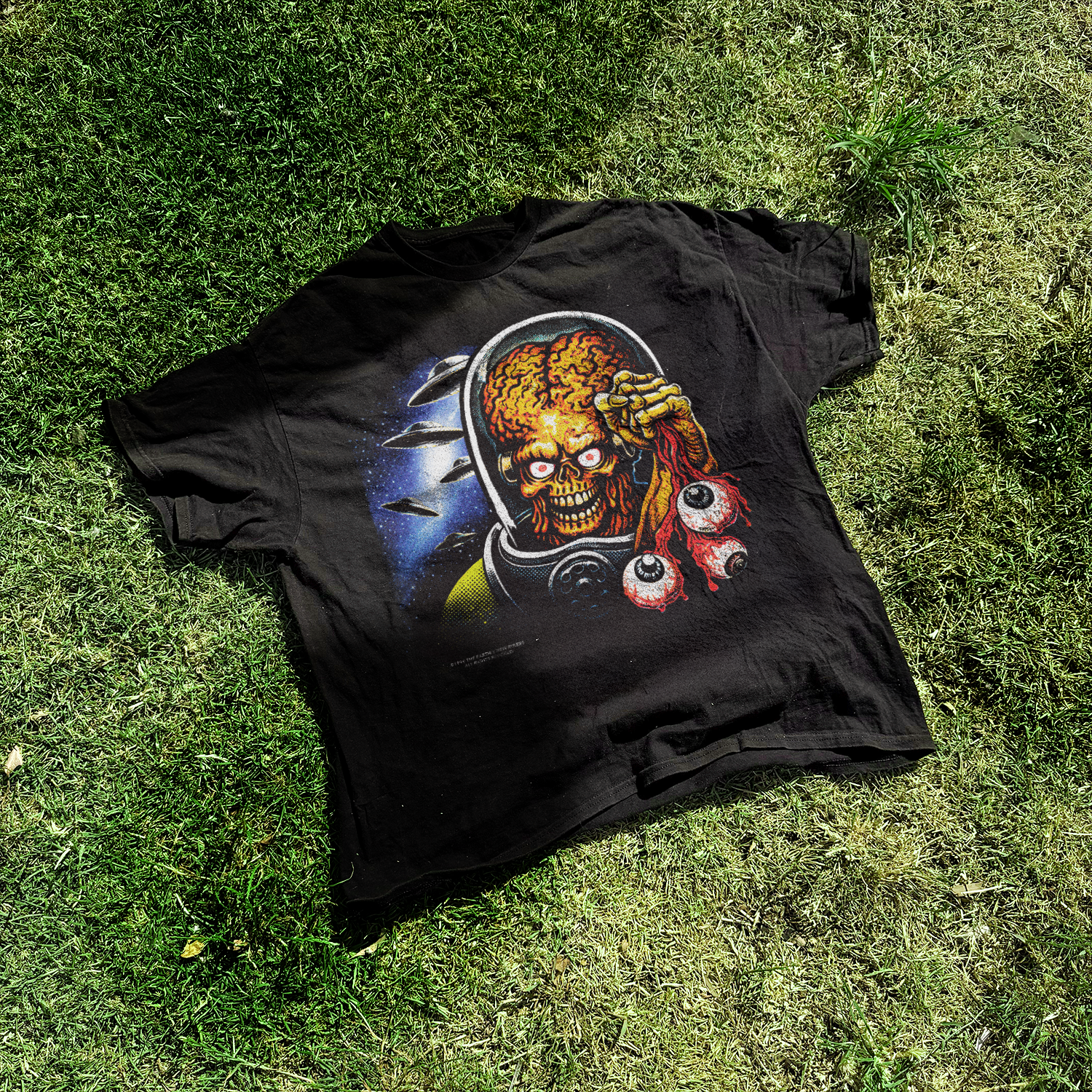 1996 Mars Attacks 'Eyeballs' Vintage Washed Promo Tee