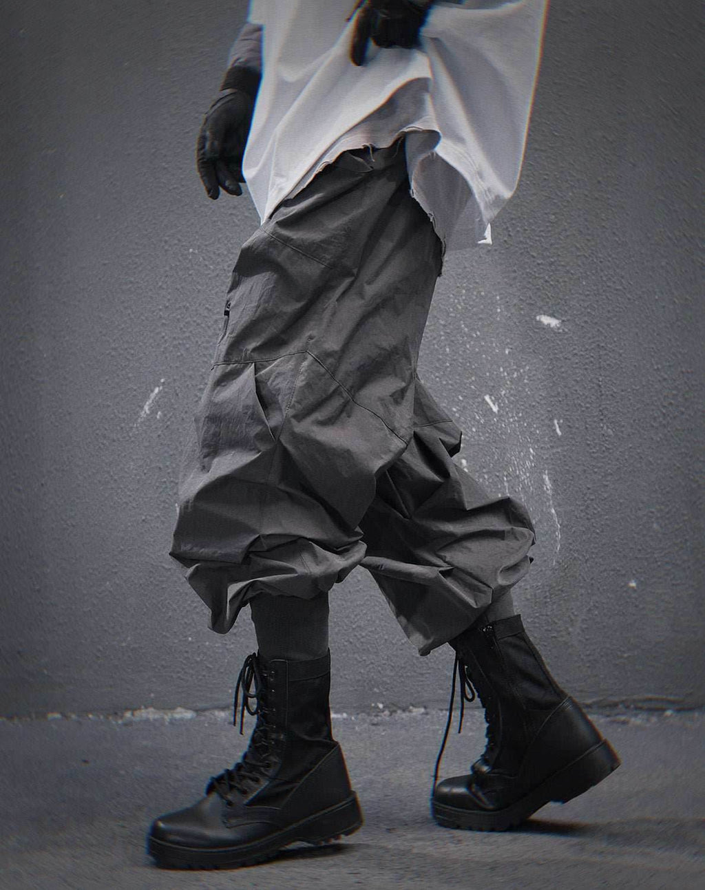 HiP81 Grey I-Tech Lightweight Pants - M