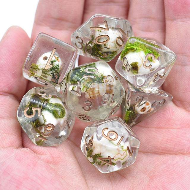 Skull Dice w/ Moss Halloween Resin 7-Dice - 