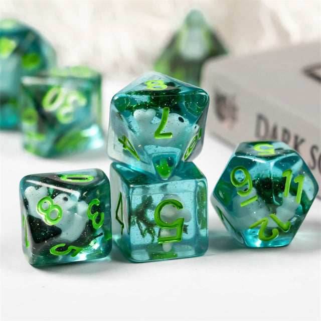 White Fish Seaweed 7-Dice Set w/Green Numbers Dnd Dice Set - 