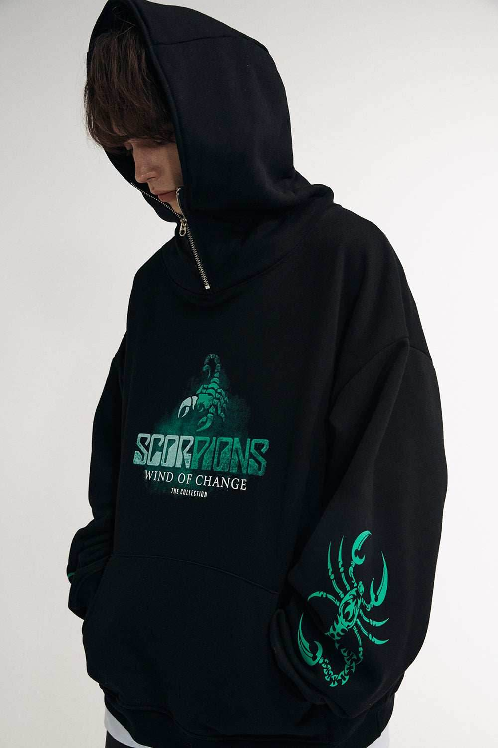 Scorpion Hoodie - Black / S