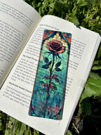 True Love Rose Bookmark – Romantic Floral Stained Glass, Elegant Rose Art, Perfect Gift for Those Who Appreciate Timeless Beauty