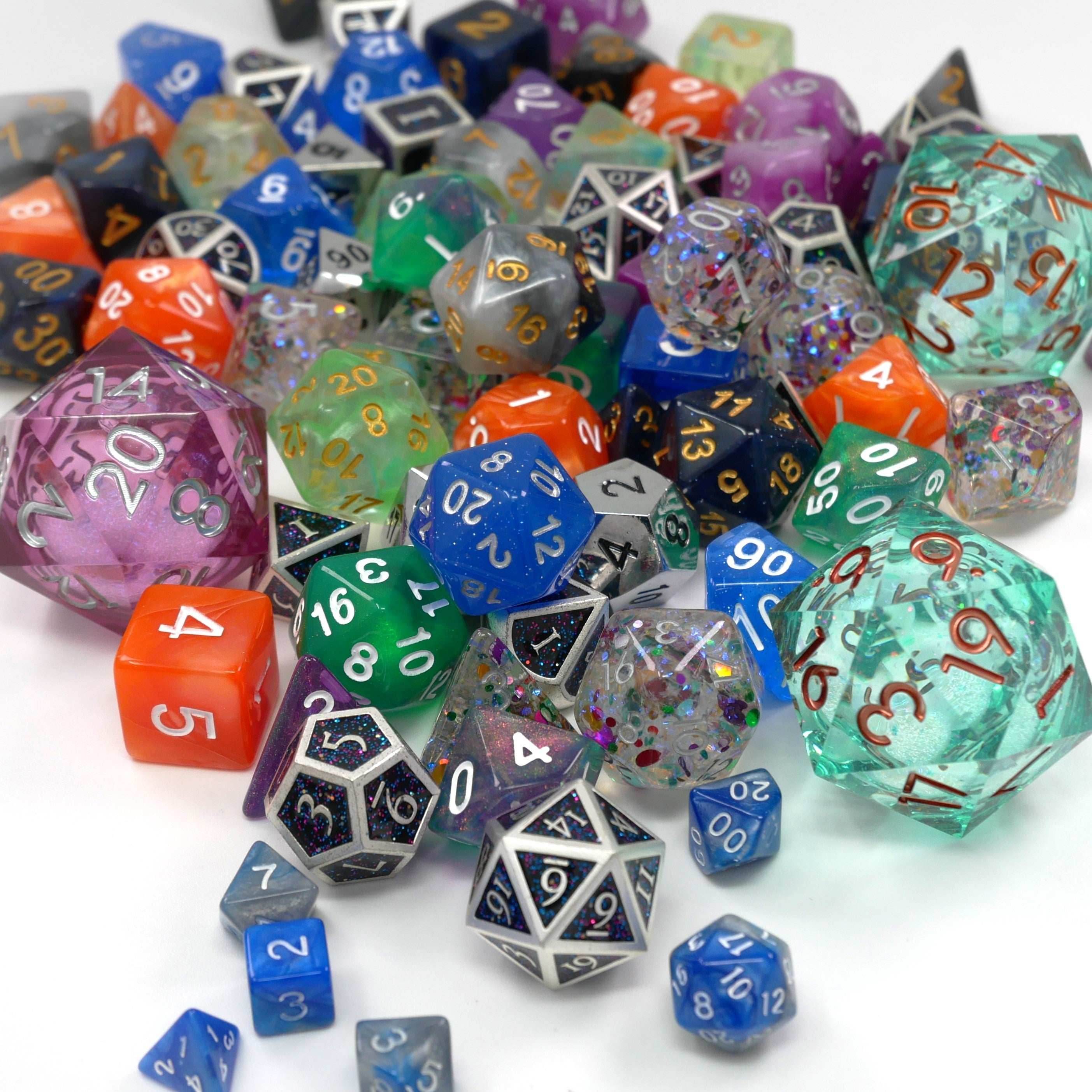 Mystery Liquid Bundle - 3 Liquid Core + 14 pc Set + 1 RPG Accessory - 