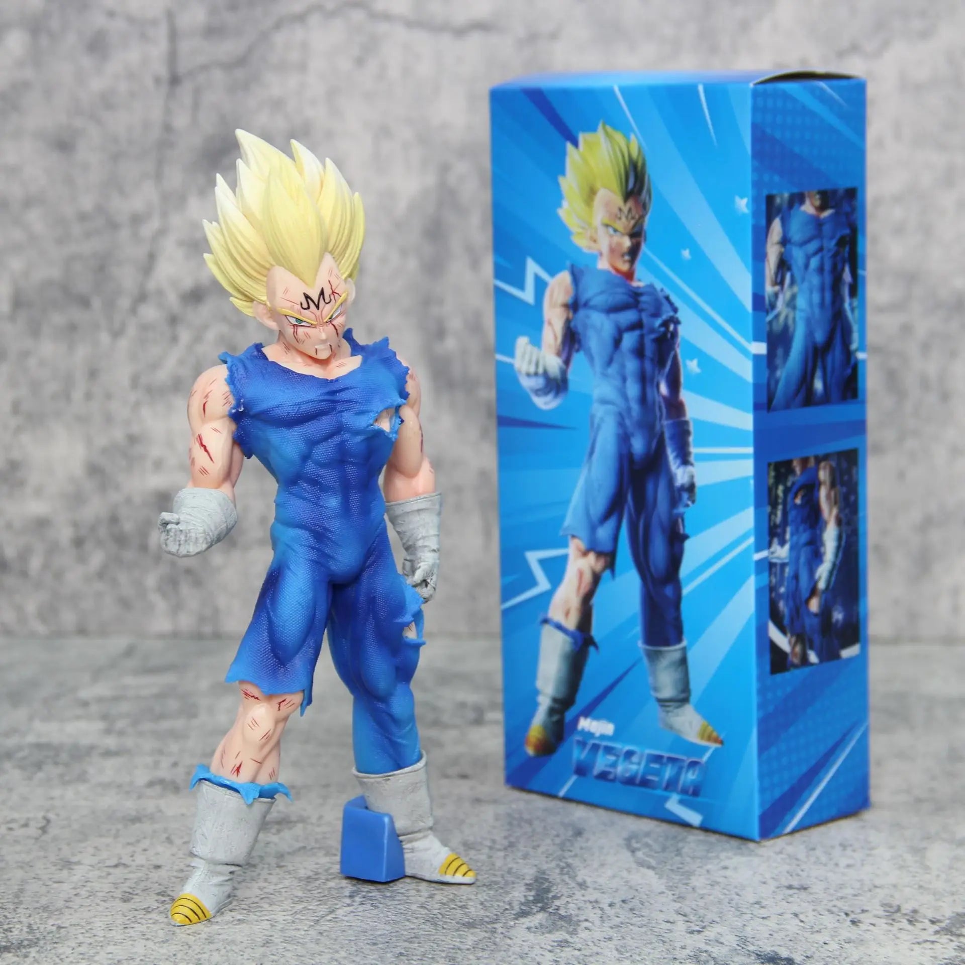 Dragon Ball Z Super Saiyan Prince Vegeta Figure Handpiece Magical Standing Posture Models Anime Ornaments