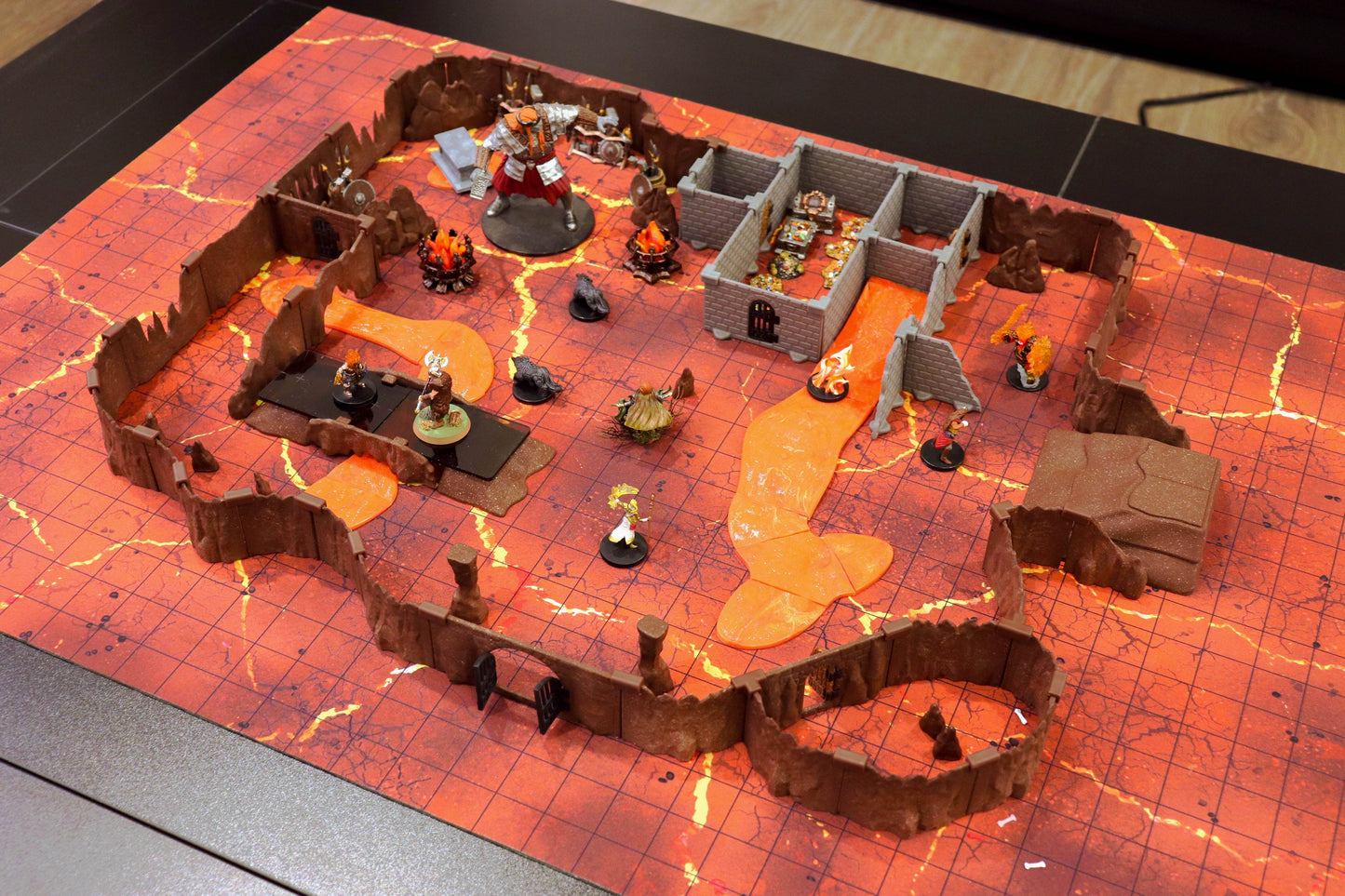 Dragon's Lair Adventure Terrain Set - 