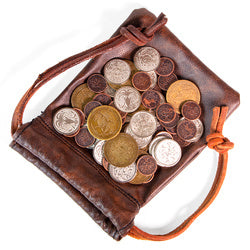 Le trésor du dragon | 60 pièces de monnaie en métal dans une pochette en cuir