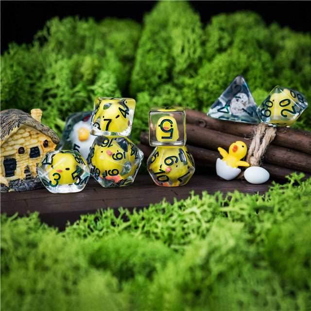 Chicken Family 7-Dice Set w/Green Numbers Dnd Dice Set + 30mm d20 - 