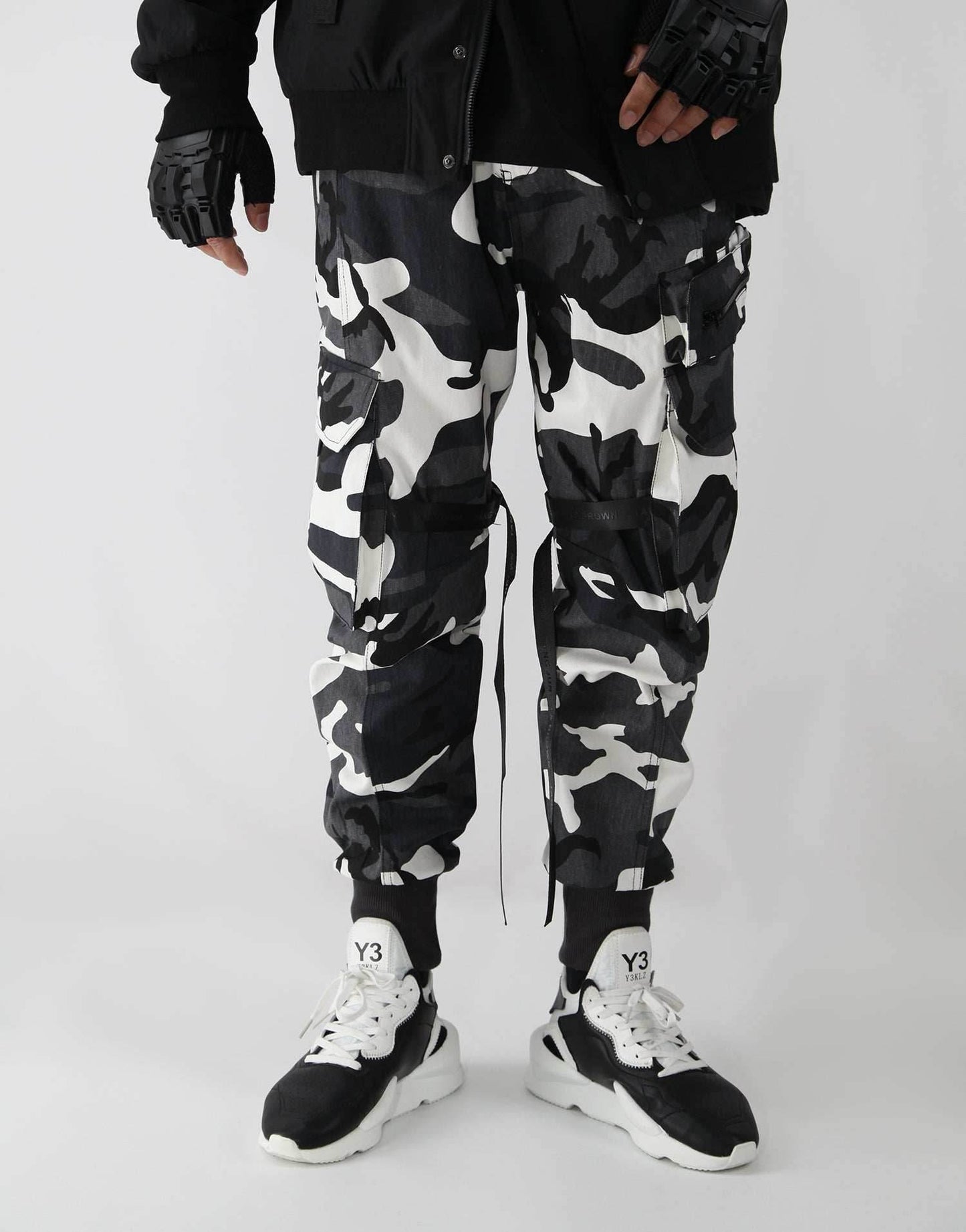 IBP1828 Noble Cargo Pants - Black / S