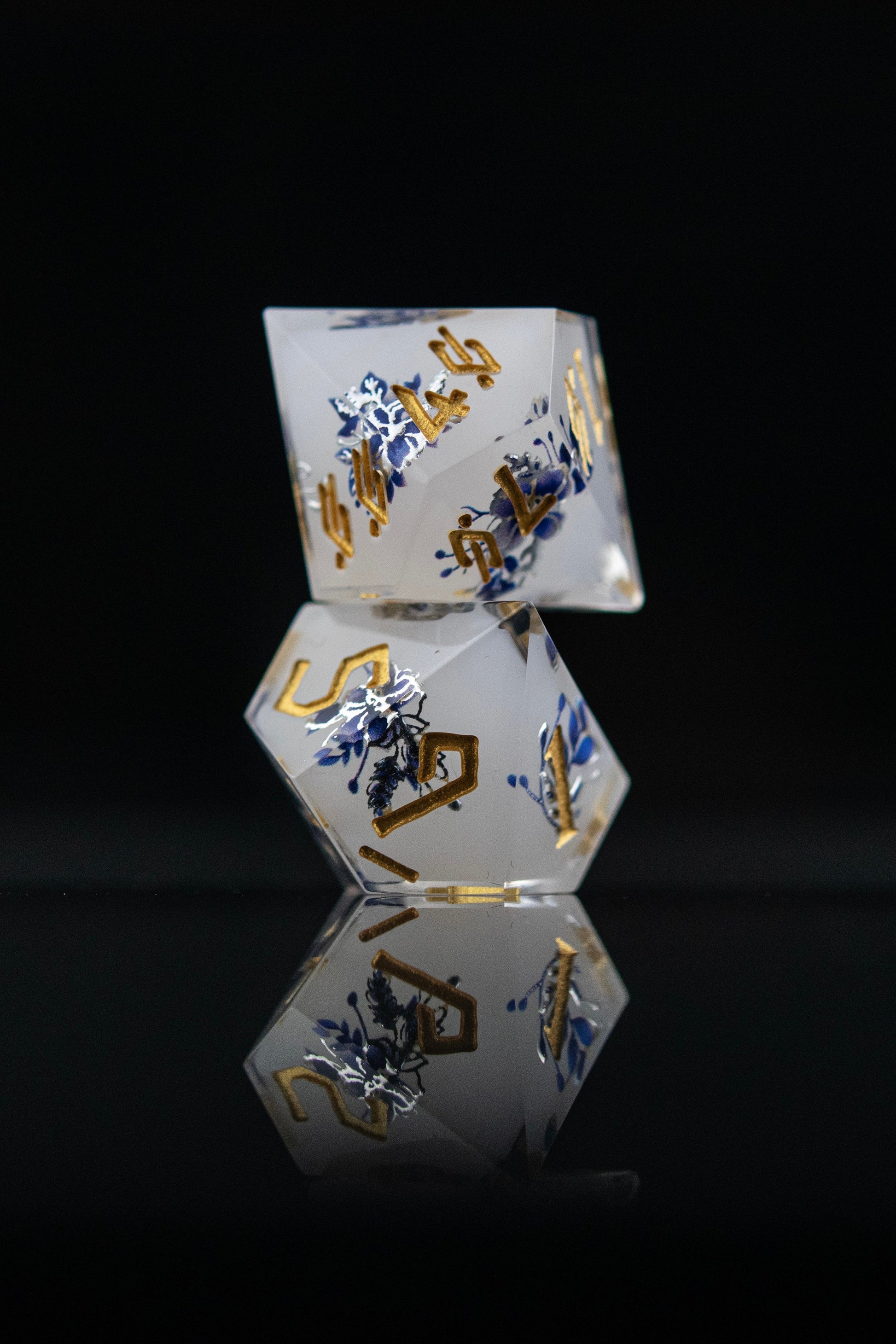 Earl Grey Lavender Sharp-Edged Resin Dice Set