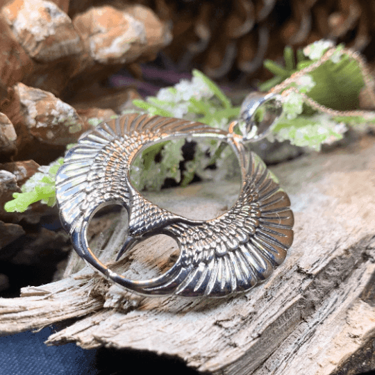 Eagle Wings Necklace - 18